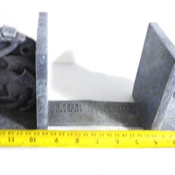 DEC1 - 2013 DRAGON vintage Game of Thrones WINTER COMING Dragon Bookends HBO - Picture 4 of 13